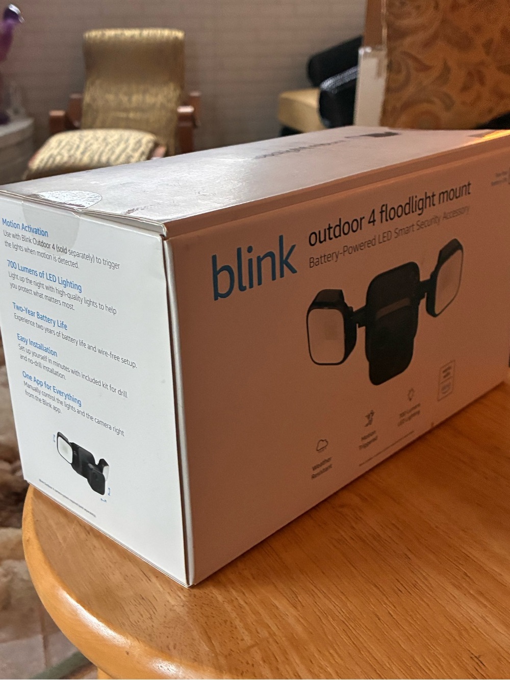 Blink Outdoor Floodlight Mount Wire-free, 700 lumens 2-yr battery NIB - Picture 7 of 11